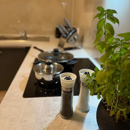 Mira 7 Apartment